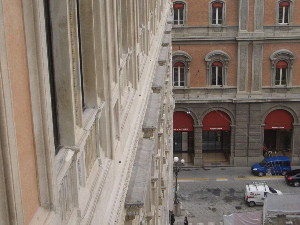 Linea elettrificata - Ecobirds® - Installatori Autorizzati Allontanamento Volatili