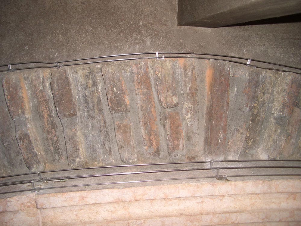 Linea elettrificata - Ecobirds® - Installatori Autorizzati Allontanamento Volatili